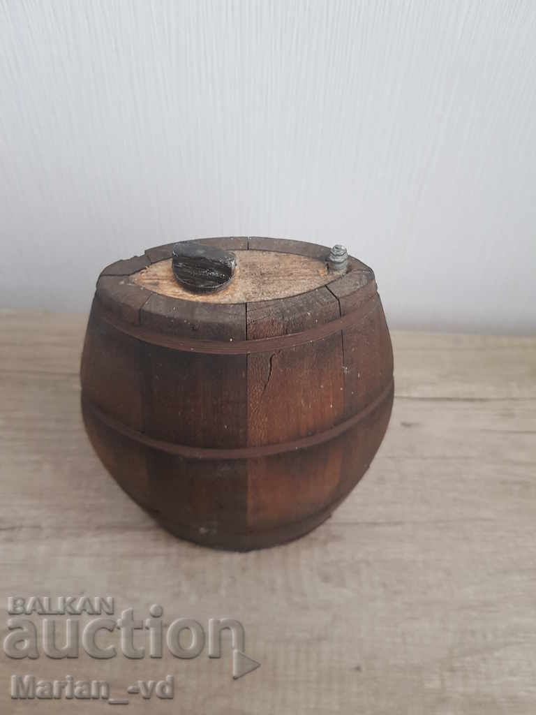 Delivery of An old wooden spoon