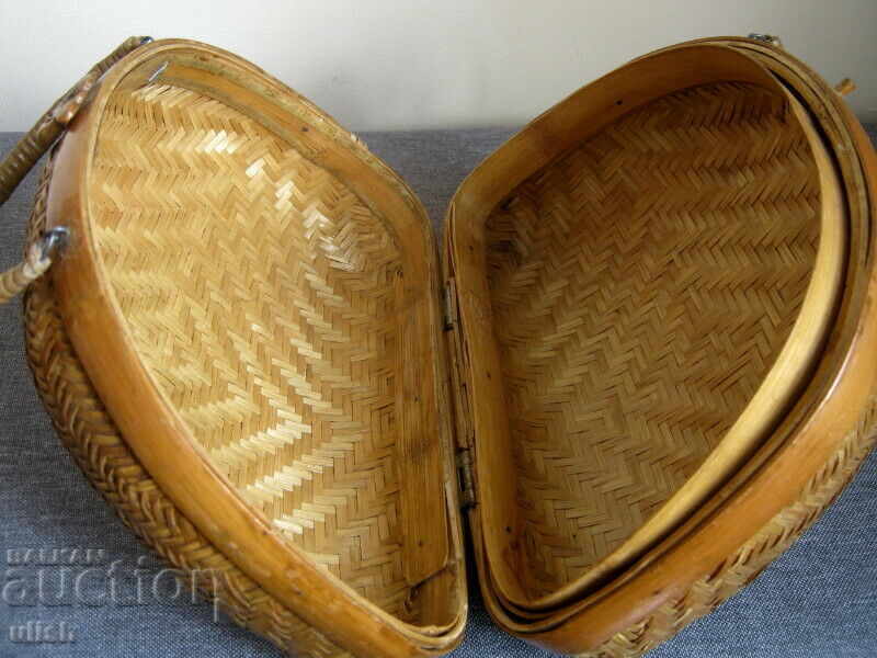 Livrarea Geanta de dama tricotata din paie antica deco