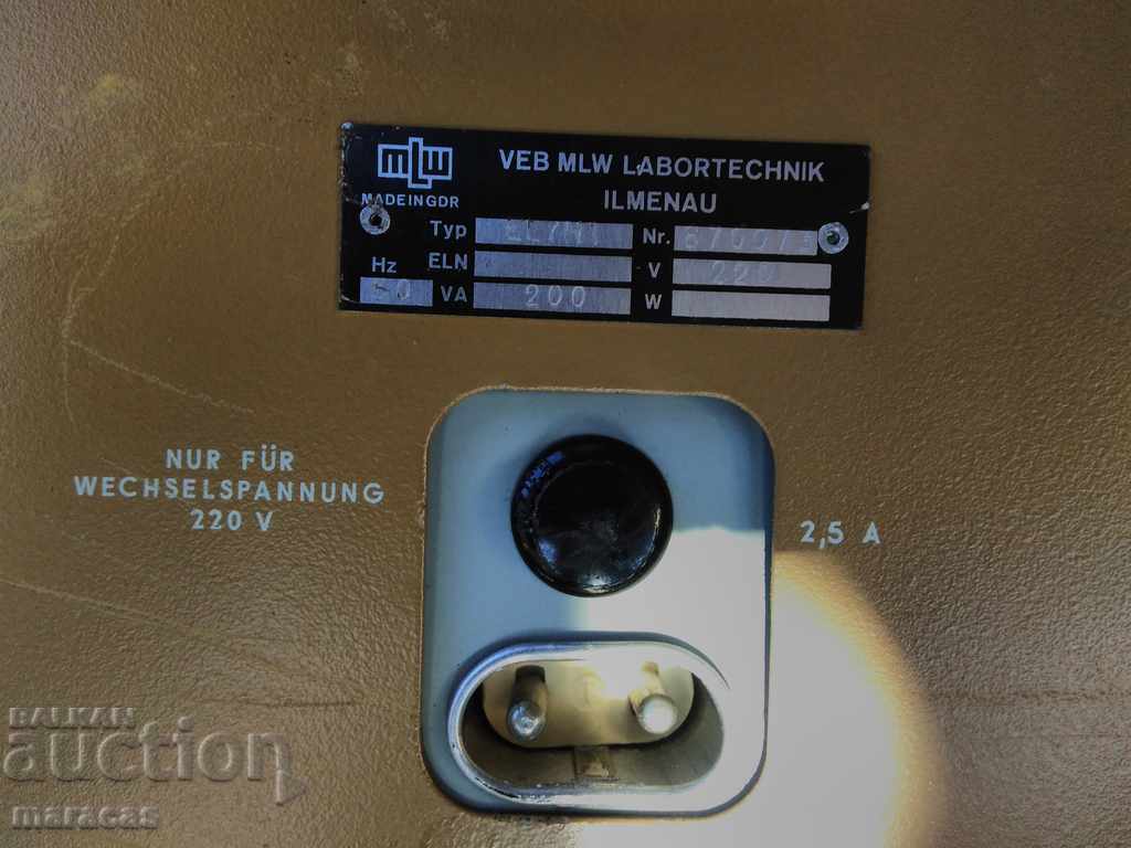 Auction Old electronic equipment Auction Old electronic equipment