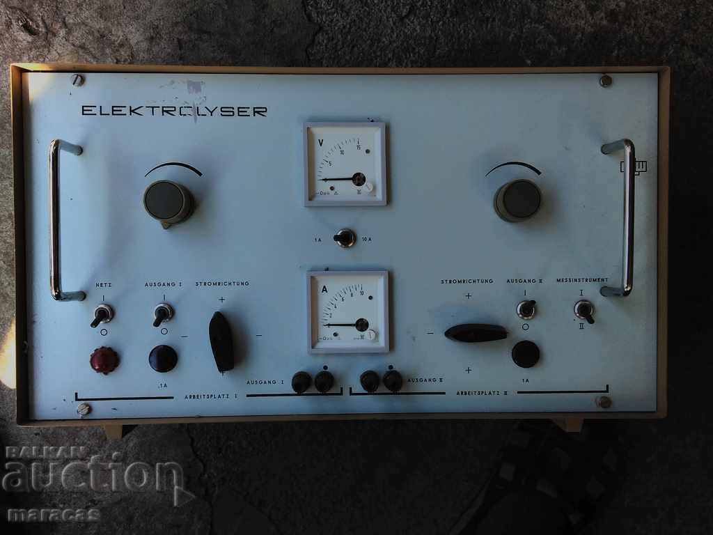 Old electronic equipment Old electronic equipment