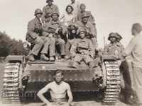 ROYAL PHOTO-RUSSIAN TANK-T 26, TRUCK, FRONT, WWII