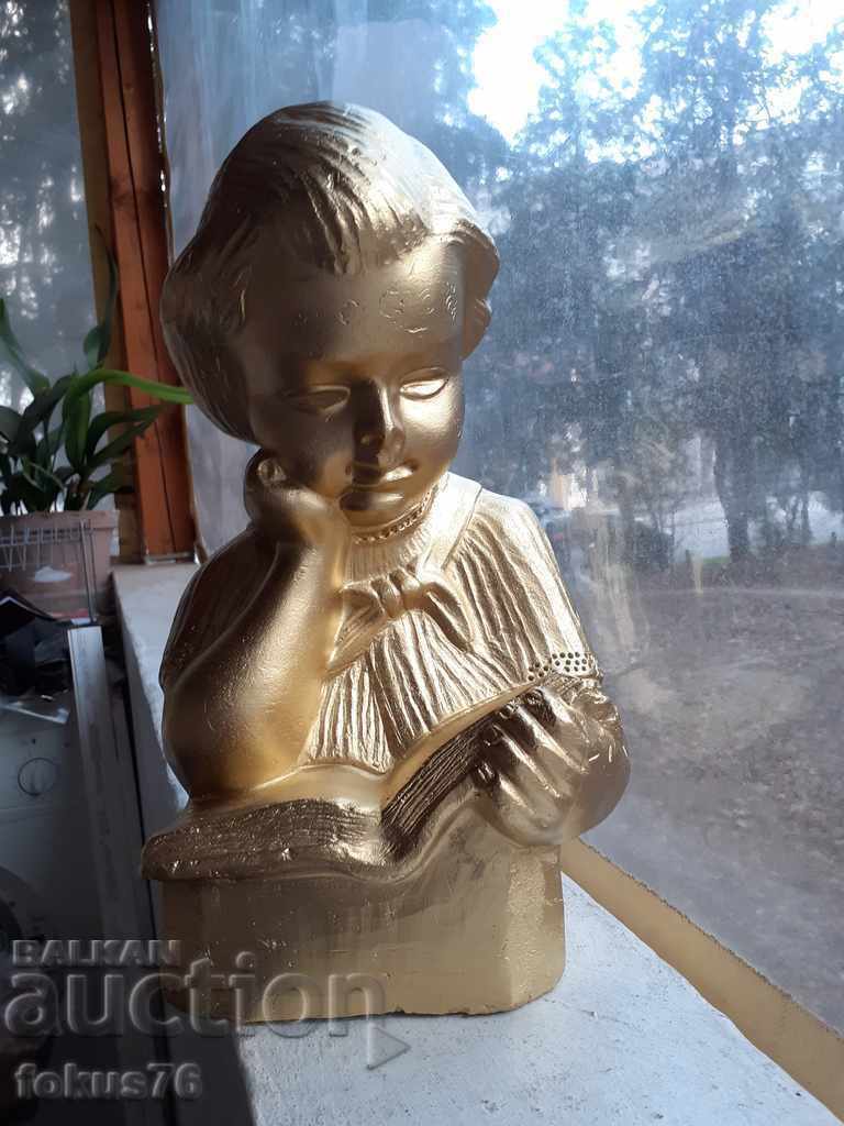 Statue figure bust plaster