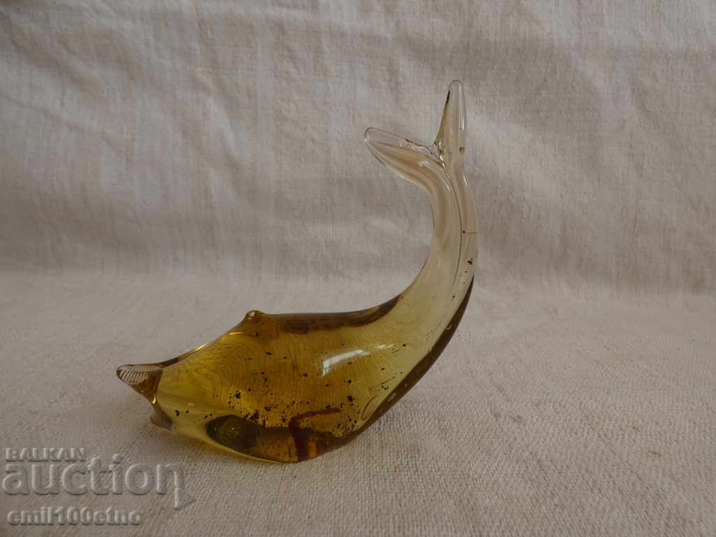 Figura de delfin - vitraliu cu preț 8.00 BGN | € 4.09 Figura de delfin - vitraliu cu preț 8.00 BGN | € 4.09