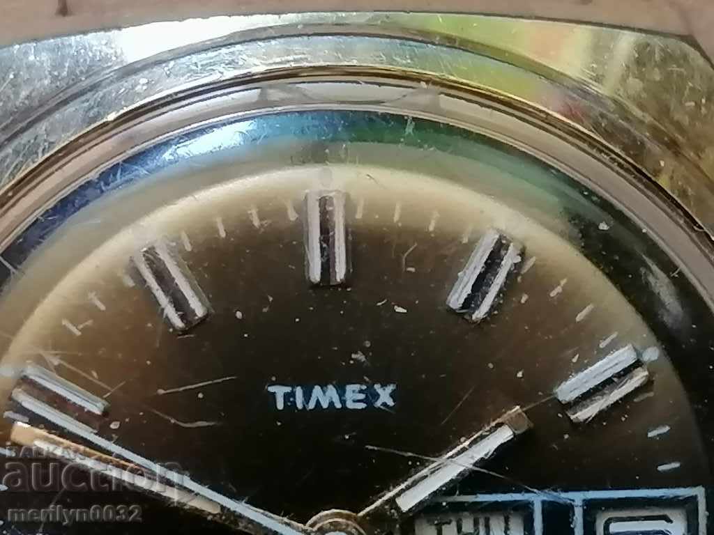 Wristwatch TIMEX gilding 20 mick WORKS with price 133.00 BGN | € 68.00 Wristwatch TIMEX gilding 20 mick WORKS with price 133.00 BGN | € 68.00