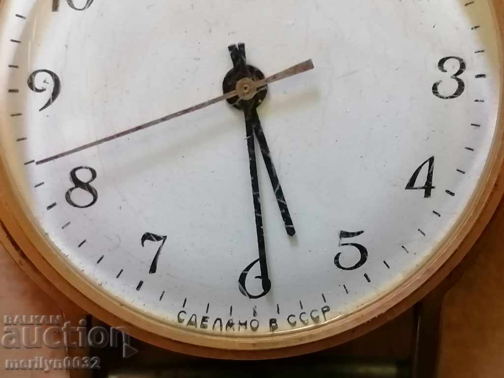 Wristwatch Rocket gilding 20 mick WORKS with price 133.00 BGN | € 68.00 Wristwatch Rocket gilding 20 mick WORKS with price 133.00 BGN | € 68.00