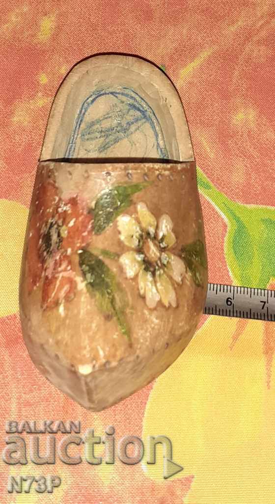 Παράδοση ΠΑΛΙΑ ΞΥΛΙΝΑ ΠΑΠΟΥΤΣΙΑ.ΣΑΒΒΑΤΟ.ΧΕΙΡΟΠΟΙΗΤΑ. Παράδοση ΠΑΛΙΑ ΞΥΛΙΝΑ ΠΑΠΟΥΤΣΙΑ.ΣΑΒΒΑΤΟ.ΧΕΙΡΟΠΟΙΗΤΑ.