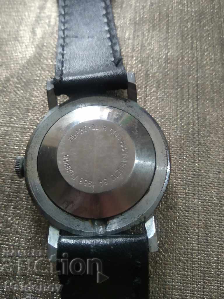 Men's watch Zarya Zaria 17 jewels with price 40.00 BGN | € 20.45