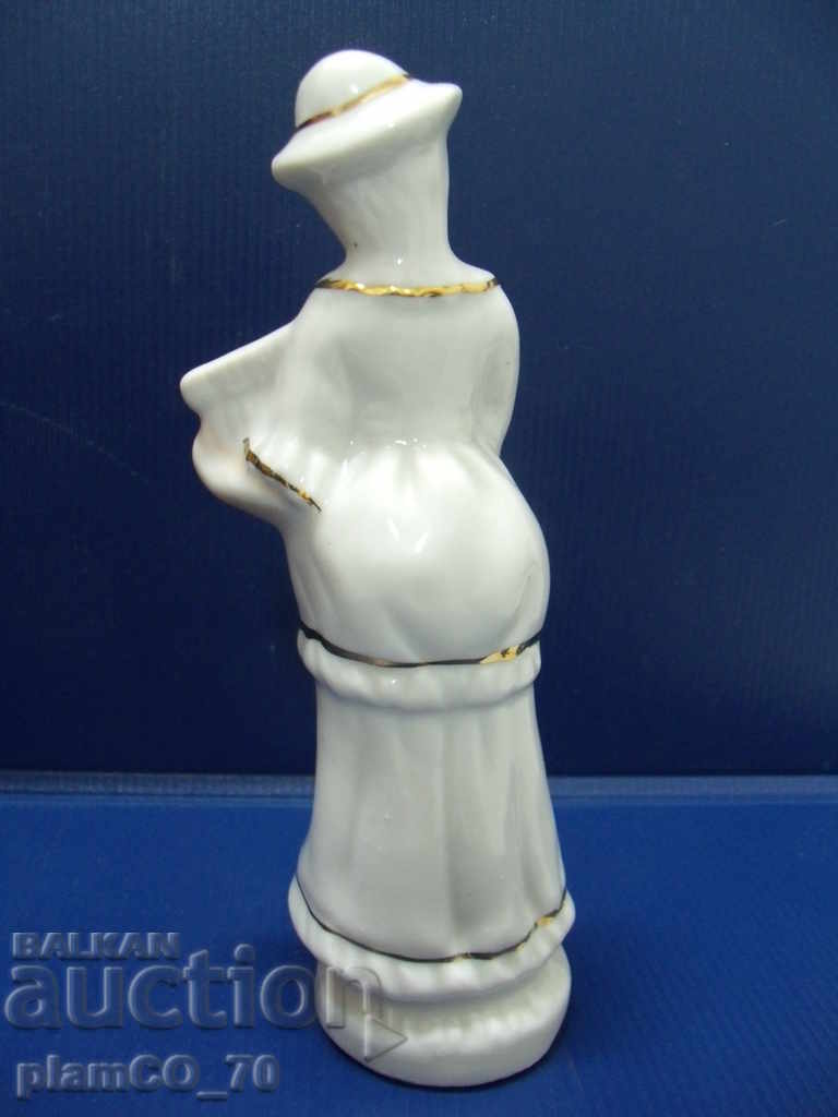 Доставка на №*5931 стара порцеланова фигура Доставка на №*5931 стара порцеланова фигура