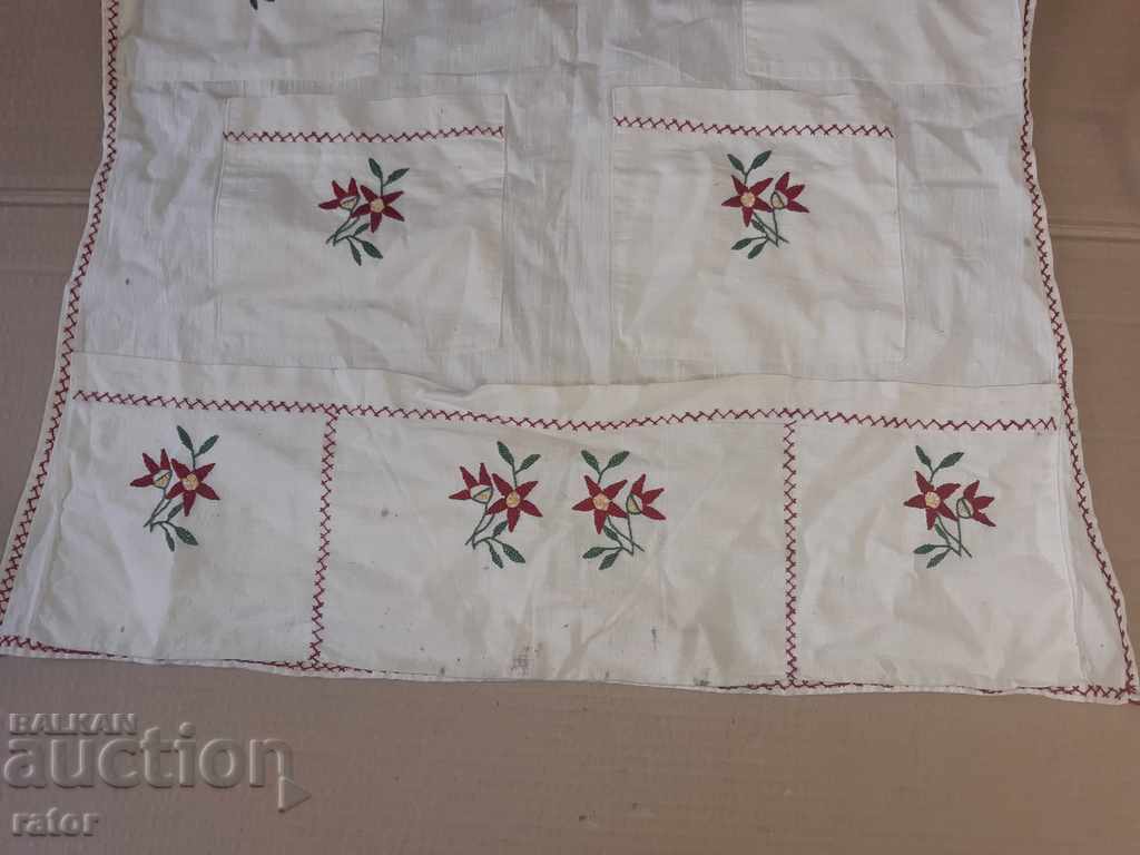 Delivery of Hand embroidered rug with pockets. Hand stitched