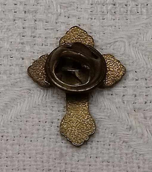 ХРИСТИЯНСКО КРЪСТЧЕ РЕЛИГИЯ ЕМАЙЛ с цена 9.00 лв. | € 4.60 ХРИСТИЯНСКО КРЪСТЧЕ РЕЛИГИЯ ЕМАЙЛ с цена 9.00 лв. | € 4.60