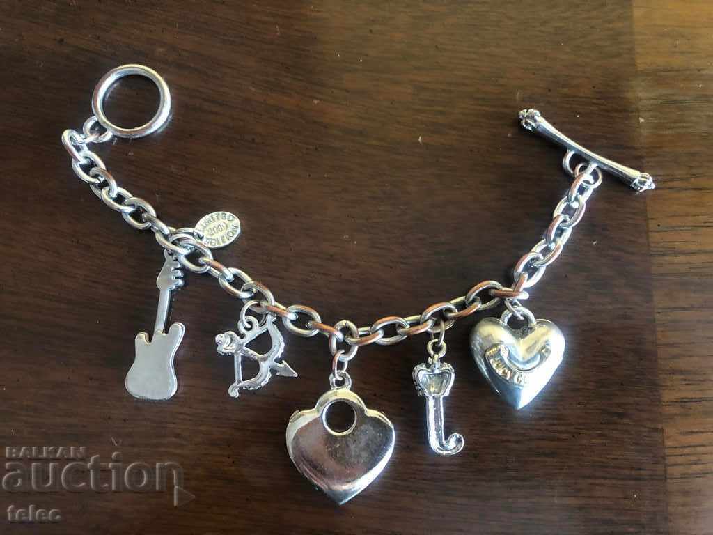 Brățară Juicy Couture cu preț 37.00 BGN | € 18.92 Brățară Juicy Couture cu preț 37.00 BGN | € 18.92