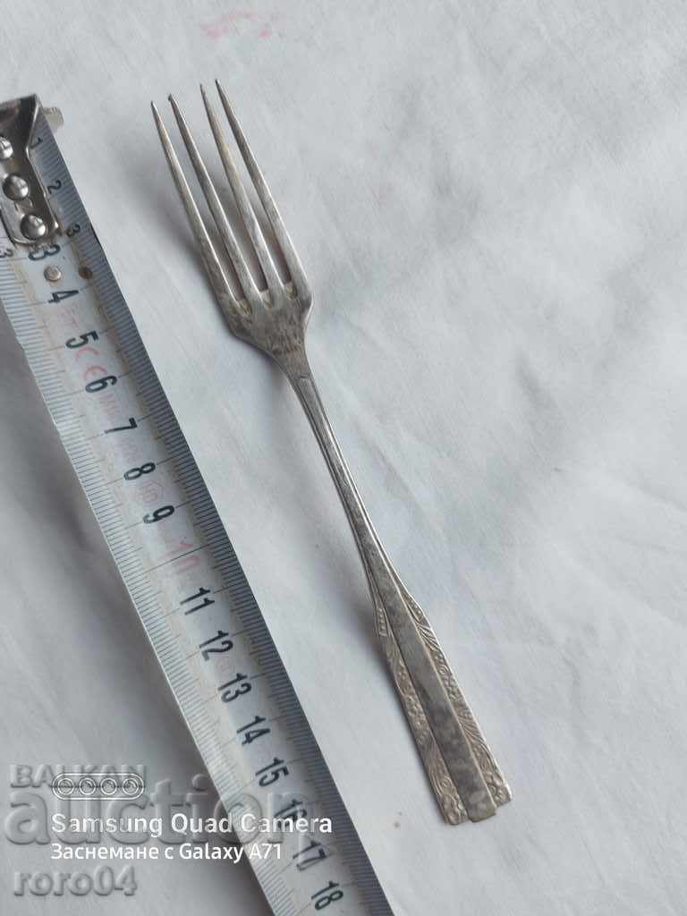 SUCCESSFUL VILLA with price 8.99 BGN | € 4.60 SUCCESSFUL VILLA with price 8.99 BGN | € 4.60