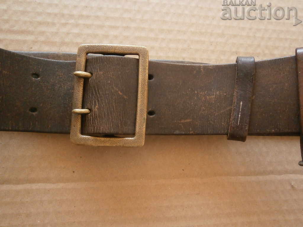 кафяв боен офицерски колан с носач за сабя БМК с цена 51.00 лв. | € 26.08 кафяв боен офицерски колан с носач за сабя БМК с цена 51.00 лв. | € 26.08