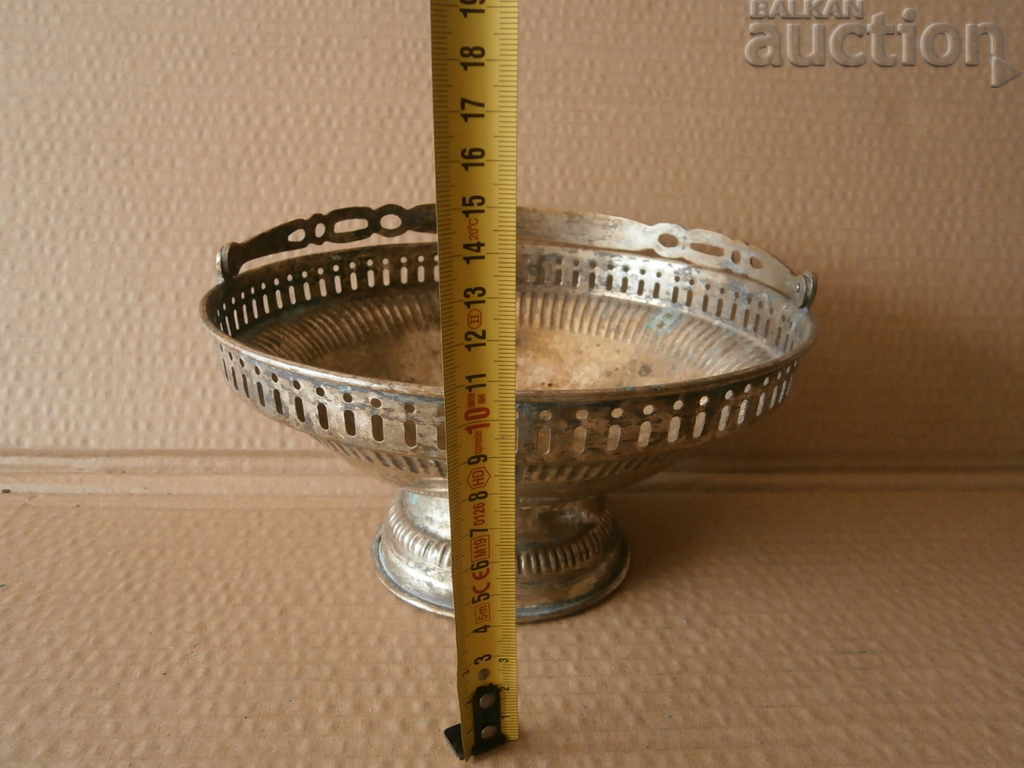 Доставка на старинна посребрена кошничка фруктиера от древността Доставка на старинна посребрена кошничка фруктиера от древността