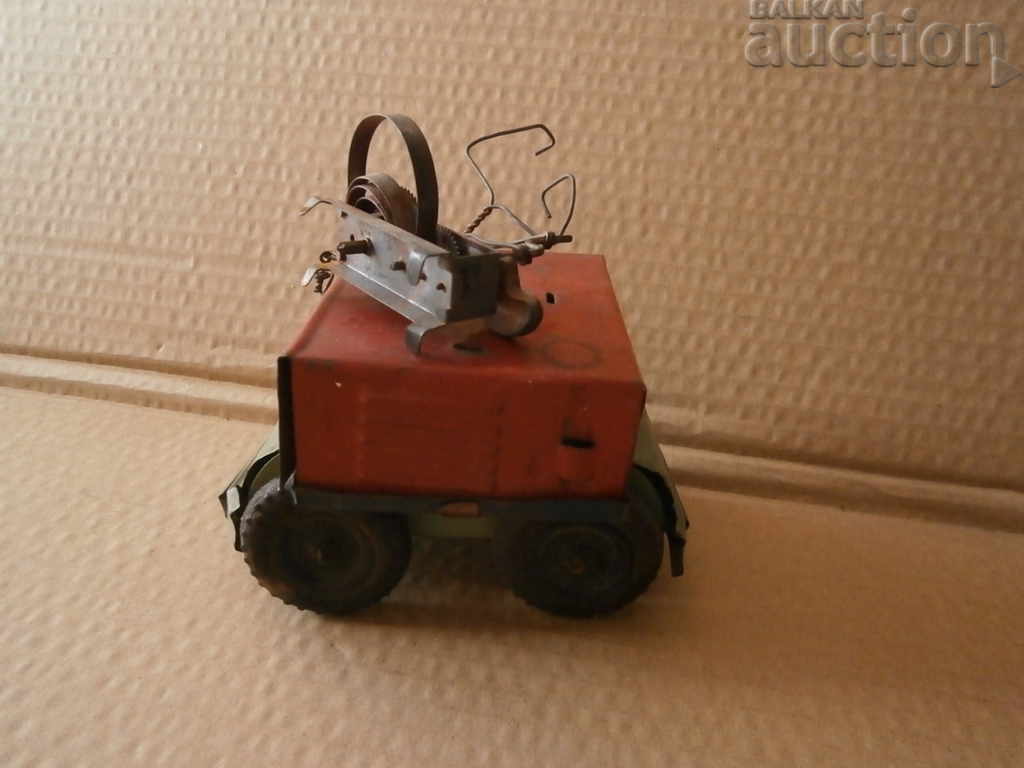 metal toy part of a crane and a teddy bear machine - 6 metal toy part of a crane and a teddy bear machine - 6