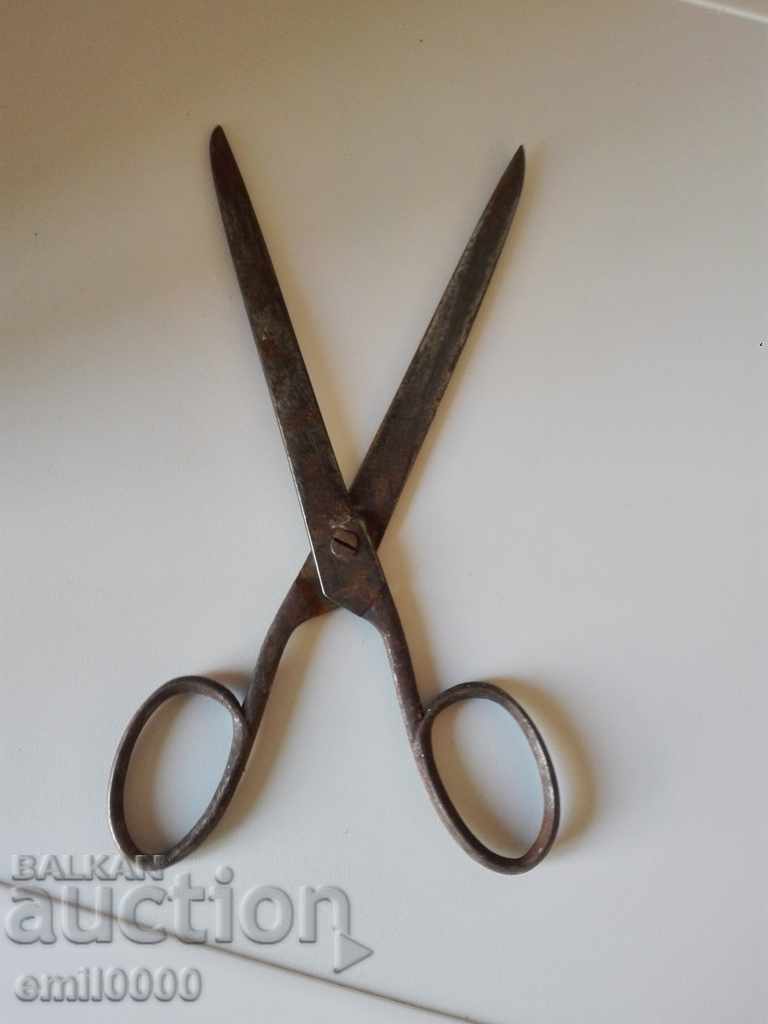 Δημοπρασία Μεγάλο ψαλίδι. Δημοπρασία Μεγάλο ψαλίδι.