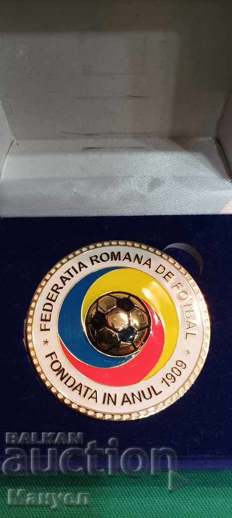 Продавам плакет на Румънската Футболна Федерация!