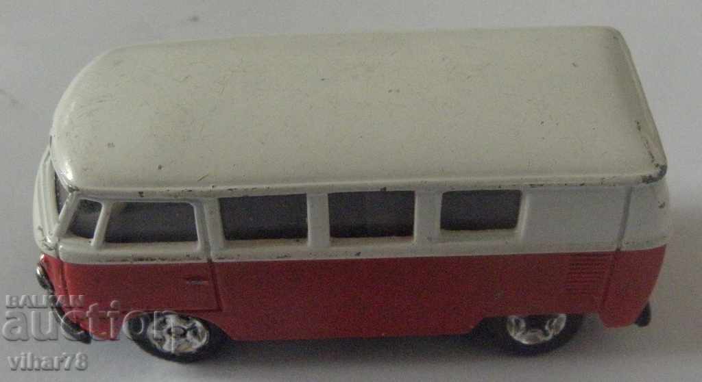 Mașină-căruță-autobuz din metal cu preț 28.99 BGN | € 14.82 Mașină-căruță-autobuz din metal cu preț 28.99 BGN | € 14.82