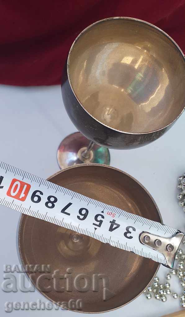 Delivery of Retro wine glasses 21cm with high stem Delivery of Retro wine glasses 21cm with high stem