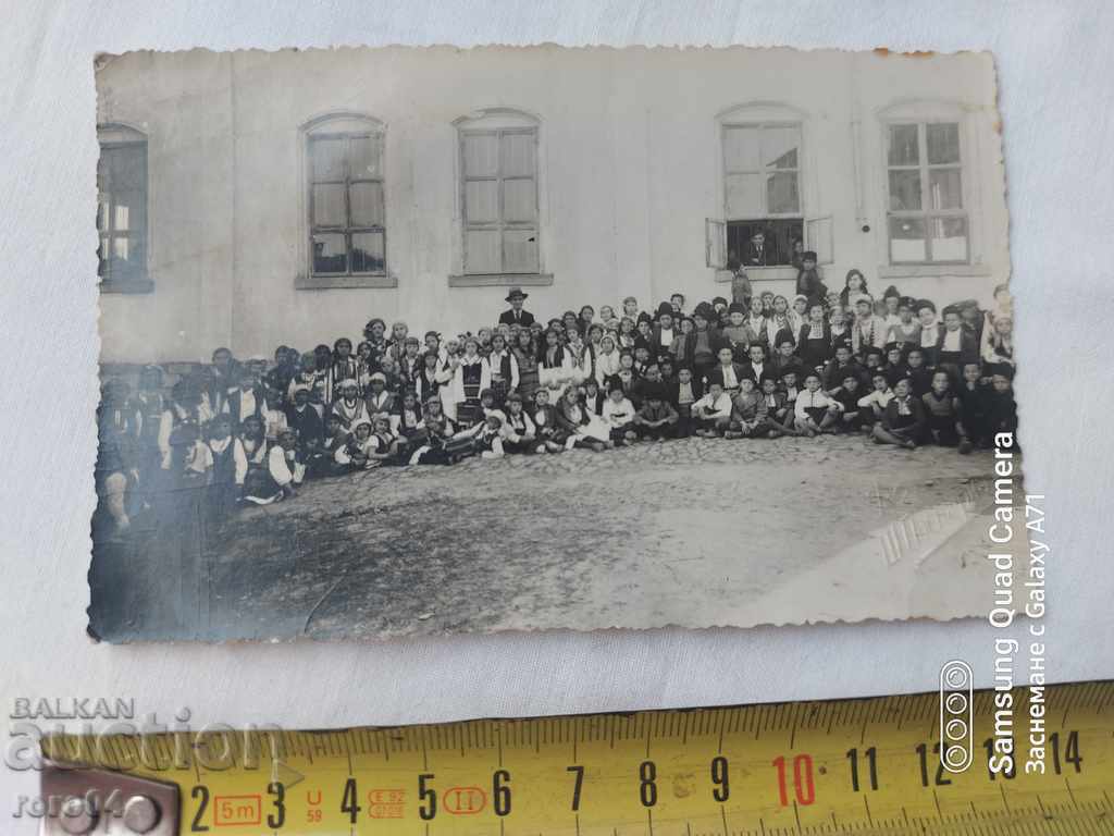 ELENA - LAZAROVDEN - FOTO DE PASTERKA cu preț € 14.99 | 29.32 BGN