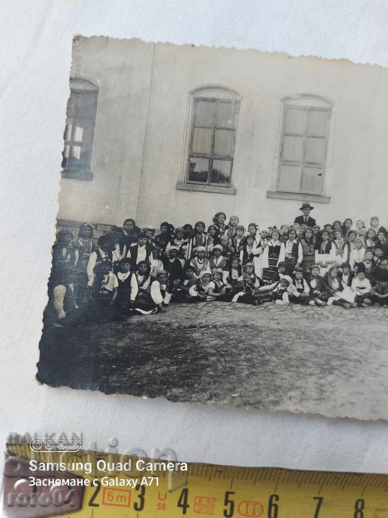 Auction ELENA - LAZAROVDEN - PHOTO BY PASTERKA Auction ELENA - LAZAROVDEN - PHOTO BY PASTERKA