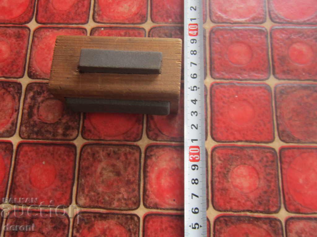 A double cuticle grinds a Belgian grindstone with price 30.00 BGN | € 15.34 A double cuticle grinds a Belgian grindstone with price 30.00 BGN | € 15.34