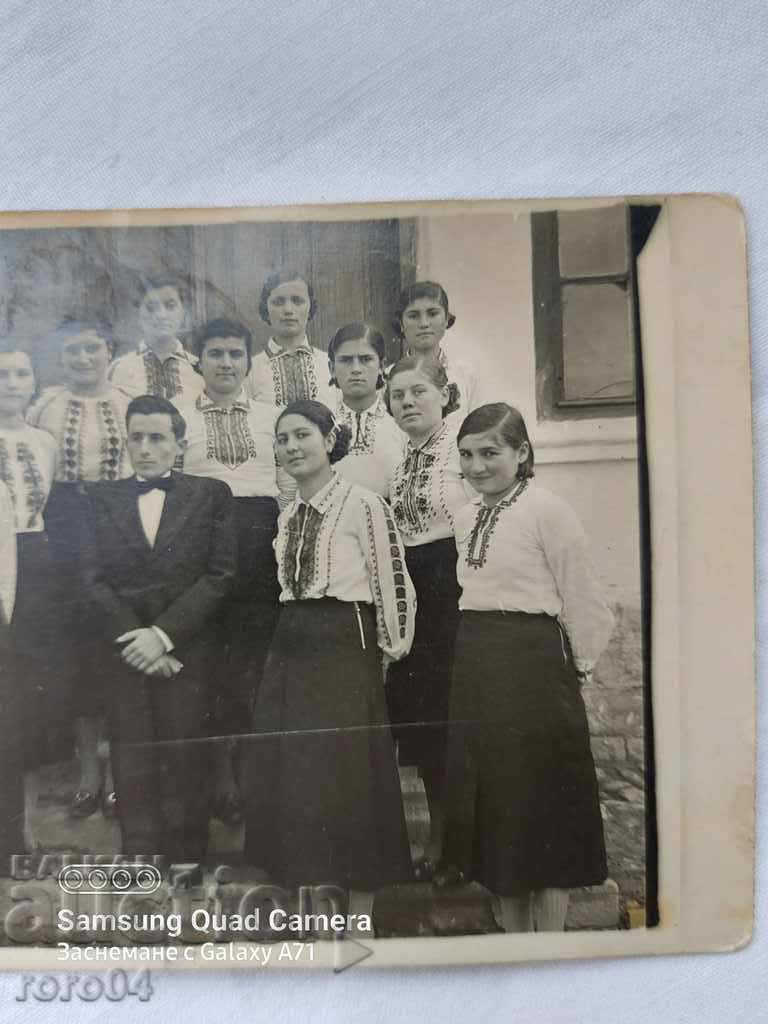 Delivery of CHOIR - CHORISTS - CONCERT Delivery of CHOIR - CHORISTS - CONCERT