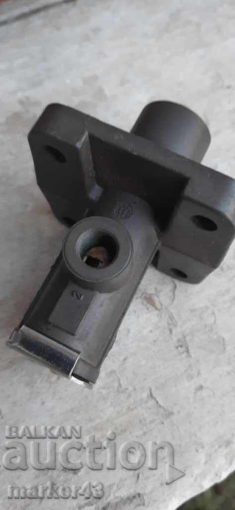 Air valve for Volvo truck - 5 Air valve for Volvo truck - 5