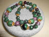 Necklace / necklace / jewelry: est. Ruby, est. Zoisite