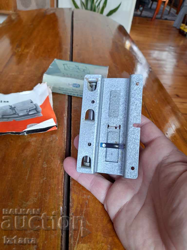 Vechi tăietor de bandă - 6