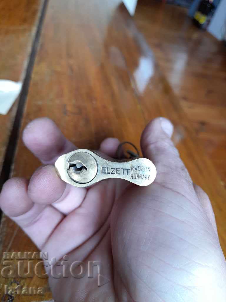 Old padlock Elzett Tutius - 5 Old padlock Elzett Tutius - 5