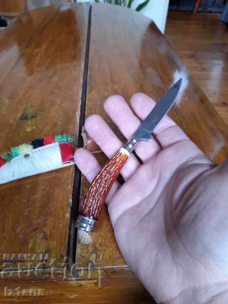 Delivery of Old knife, knife, knife Delivery of Old knife, knife, knife