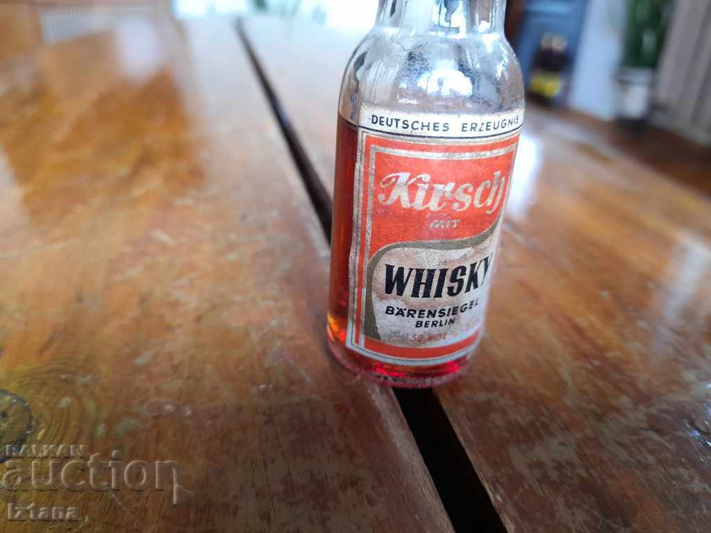 Παλιό μπουκάλι Kirsch με τιμή 30.00 BGN | € 15.34 Παλιό μπουκάλι Kirsch με τιμή 30.00 BGN | € 15.34