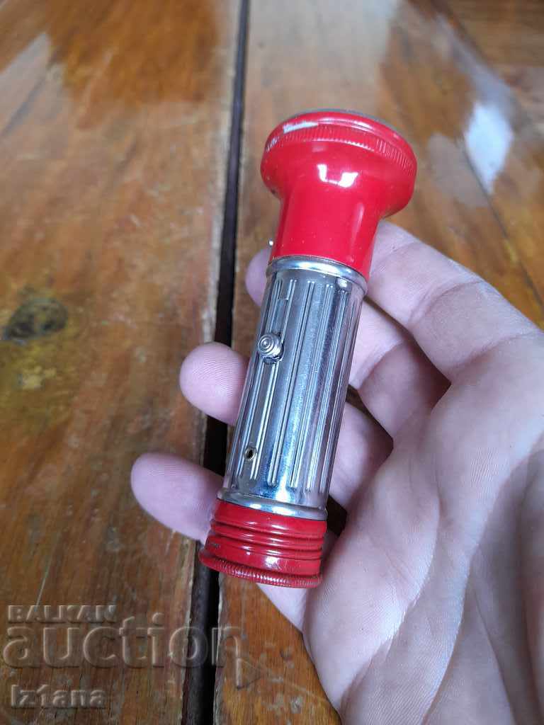 Veche lanterna germană, lanterna ARTAS cu preț 20.00 BGN | € 10.23 Veche lanterna germană, lanterna ARTAS cu preț 20.00 BGN | € 10.23