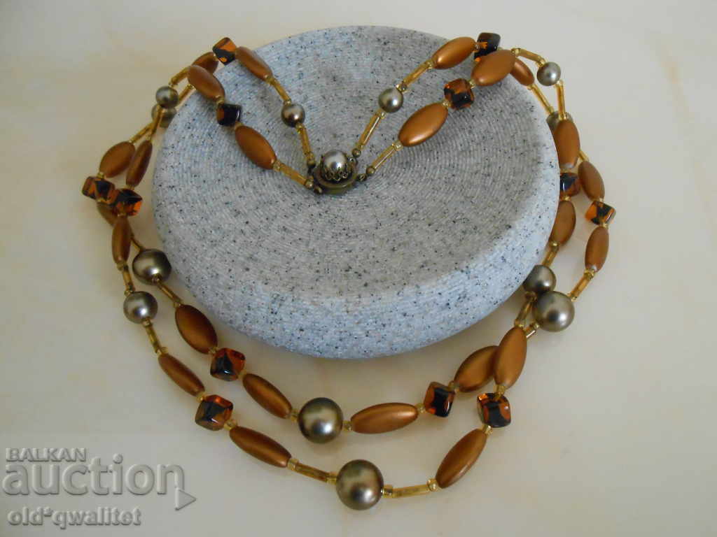 Delivery of Jewelry, necklace from the 70's, beautiful and very relevant now, Czech Republic Delivery of Jewelry, necklace from the 70's, beautiful and very relevant now, Czech Republic