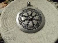 Necklace / Medallion large massive with dignity