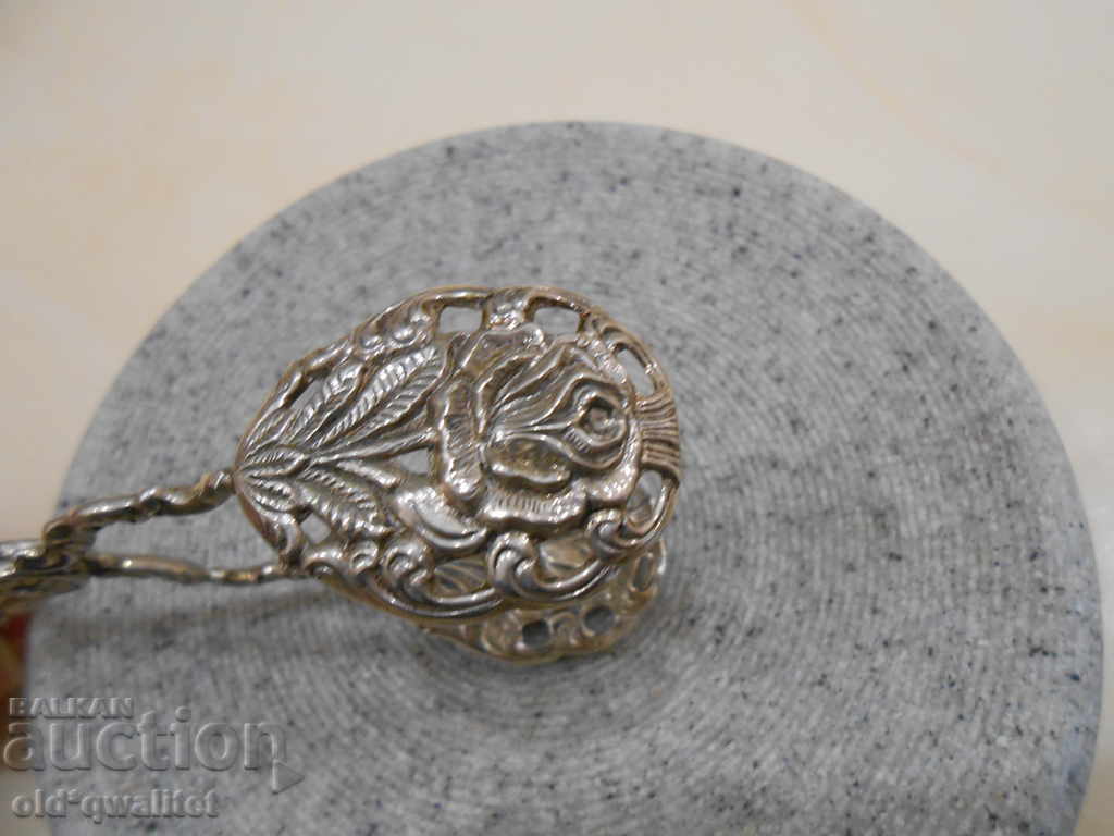Delivery of Antique SILVER CLAMP, SILVER 800, floral motifs N 1 Delivery of Antique SILVER CLAMP, SILVER 800, floral motifs N 1