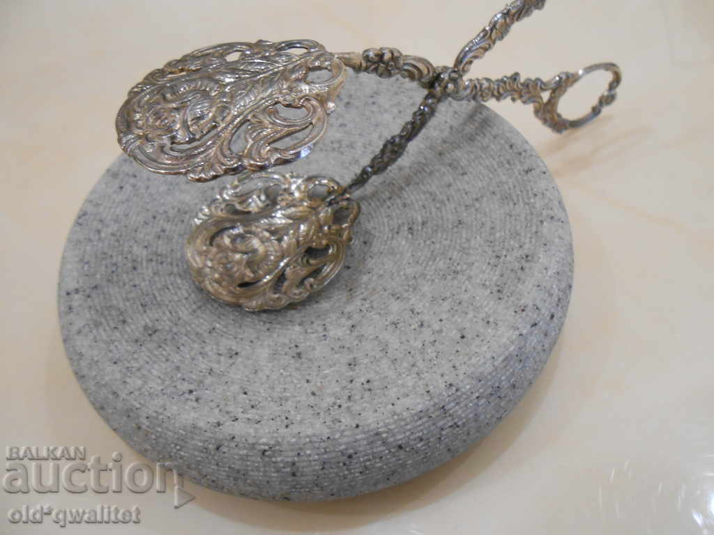 Auction Antique SILVER CLAMP, SILVER 800, floral motifs N 3 Auction Antique SILVER CLAMP, SILVER 800, floral motifs N 3