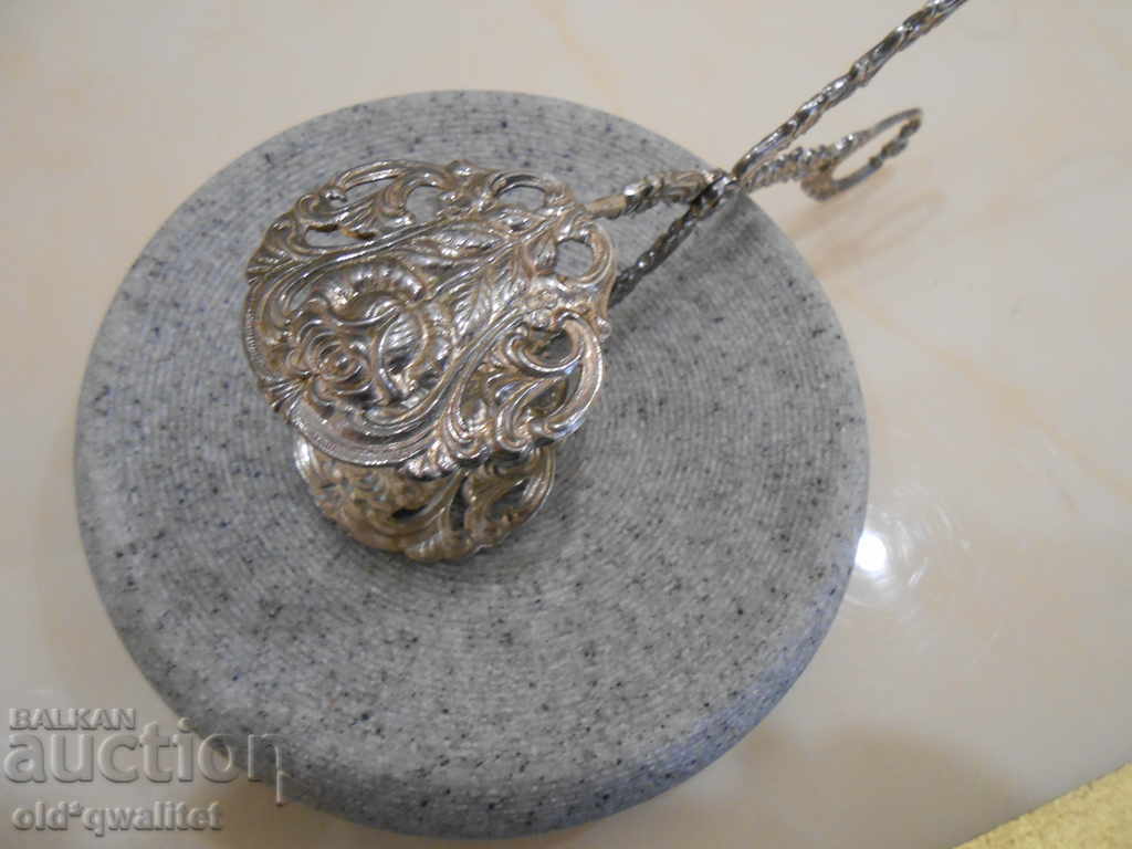 Delivery of Antique SILVER CLAMP, SILVER 800, floral motifs N 3 Delivery of Antique SILVER CLAMP, SILVER 800, floral motifs N 3