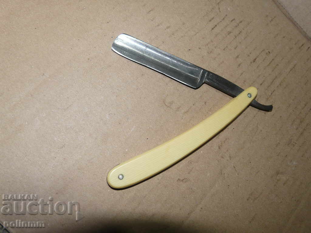 Delivery of Solingen Razor - 17 Delivery of Solingen Razor - 17