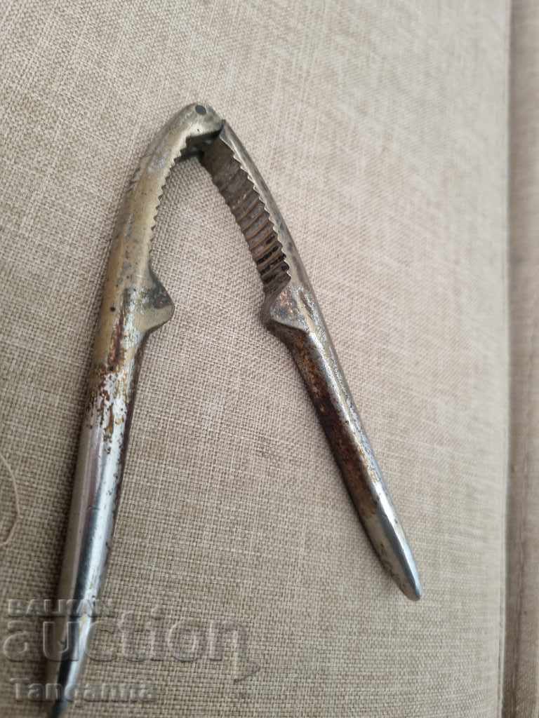 Bronze plowshare with price 8.00 BGN | € 4.09 Bronze plowshare with price 8.00 BGN | € 4.09