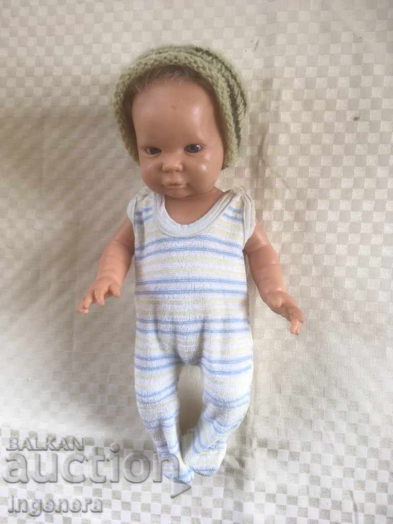 Auction DOLL "BERJUSA 80S OF THE LAST CENTURY MARKING GLASS EYES Auction DOLL "BERJUSA 80S OF THE LAST CENTURY MARKING GLASS EYES
