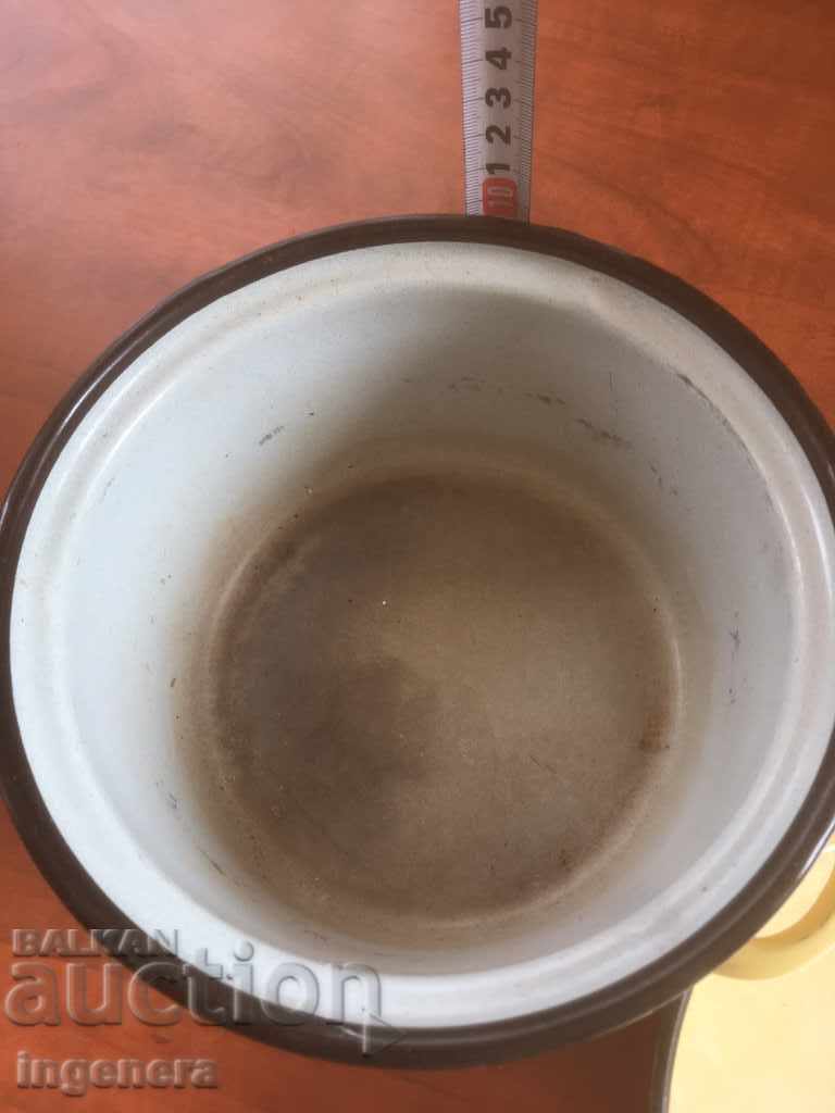 Delivery of ENAMELED POT WITH LID-USSR COURT OLD PRODUCTION