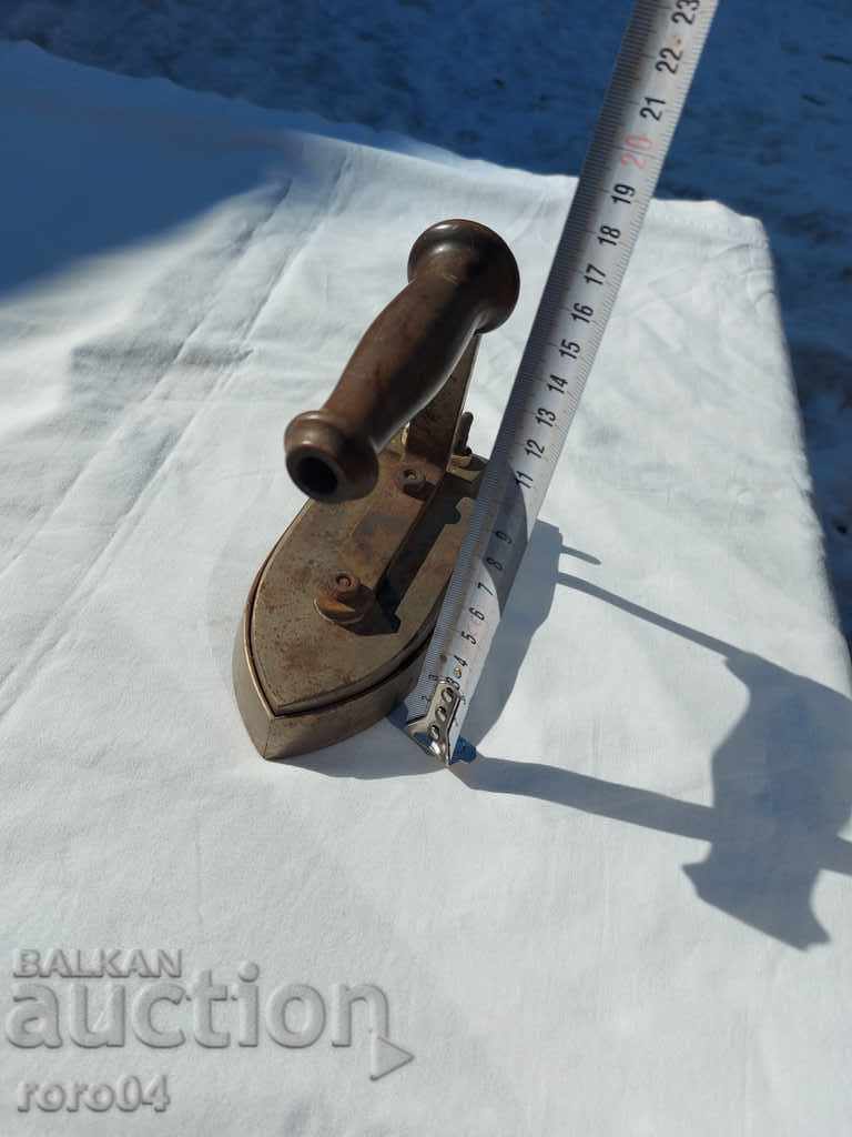 IRON - EMZ THERMA - WW II - 7 IRON - EMZ THERMA - WW II - 7