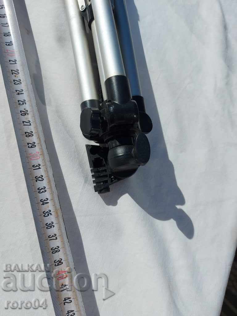TRIPOD - STAND - TRIPOD - PHOTO - 6 TRIPOD - STAND - TRIPOD - PHOTO - 6