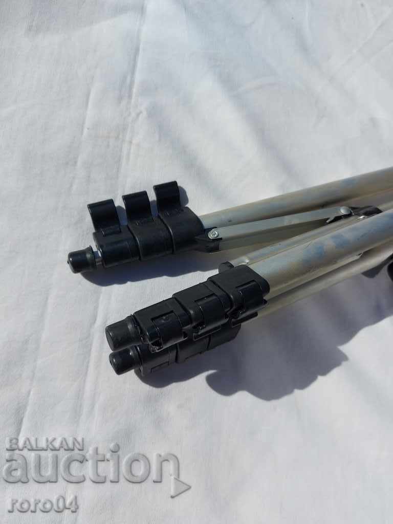 TRIPOD - STAND - TRIPOD - PHOTO - 7 TRIPOD - STAND - TRIPOD - PHOTO - 7