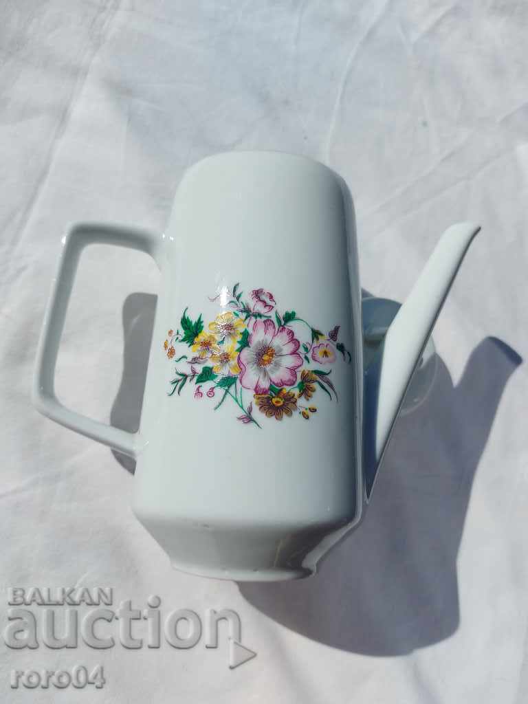 Auction  TEAPOT - PORCELAIN - BULGARIA