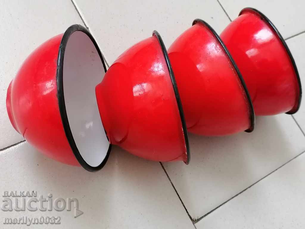Enameled bowl 4 pieces of dish with enamel, basin, basin with price 44.00 BGN | € 22.50