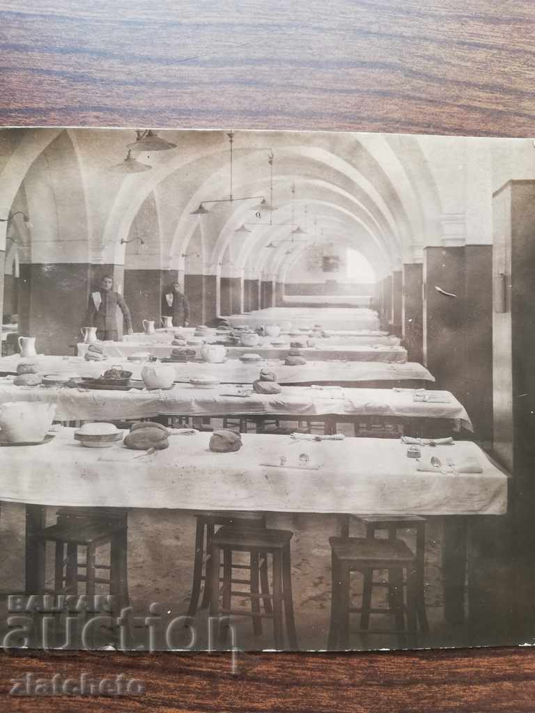 Auction Old photo - Dining room Auction Old photo - Dining room