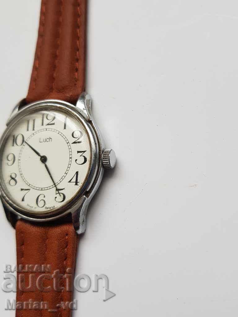 Delivery of men's mechanical watch beam Delivery of men's mechanical watch beam